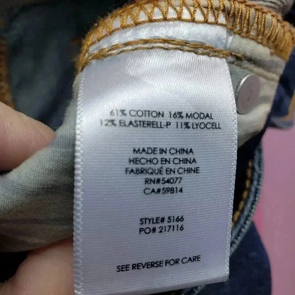 CAbi #5166 The Straight Leg Jeans Dark 2 - Picture 3 of 5